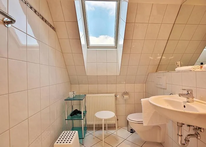 Gorch-fock-strasse 20a Gorch-fock-strasse 20a 3 *